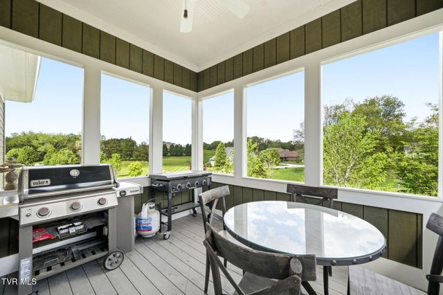 113 Creek Side Court, Bristol, TN 37620