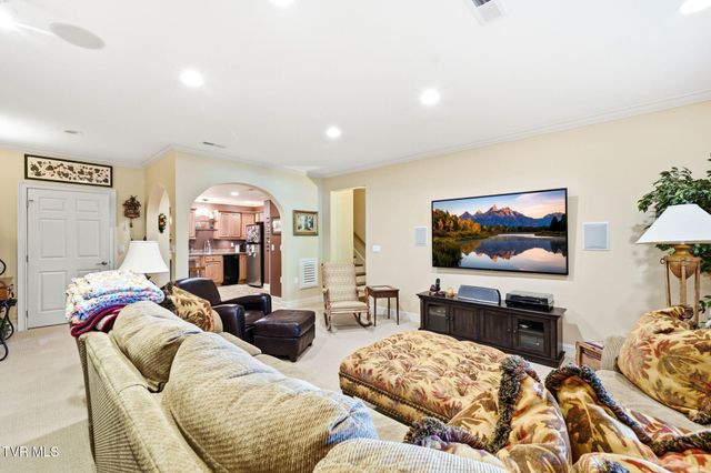 113 Creek Side Court, Bristol, TN 37620
