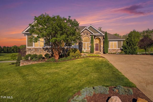 113 Creek Side Court, Bristol, TN 37620
