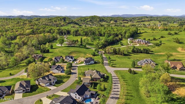 113 Creek Side Court, Bristol, TN 37620