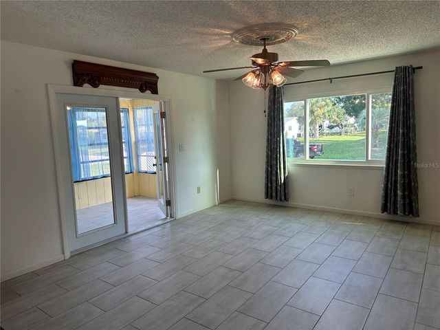 9050 SW 101 ST LANE, Ocala, FL 34481