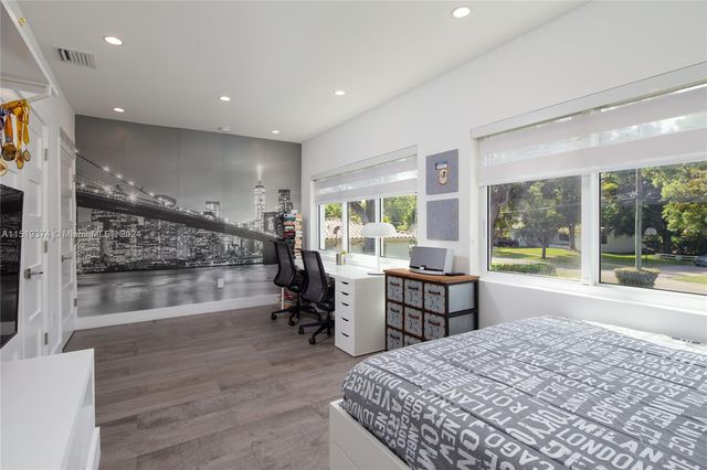 1070 NE 93rd St, Miami Shores, FL 33138
