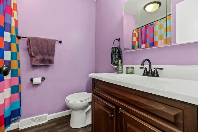 4008 S Colonial Drive, Independence, MO 64055