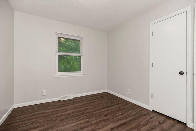 4008 S Colonial Drive, Independence, MO 64055