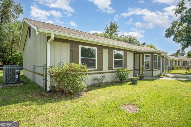 108 Willow Lake Drive, Kingsland, GA 31548