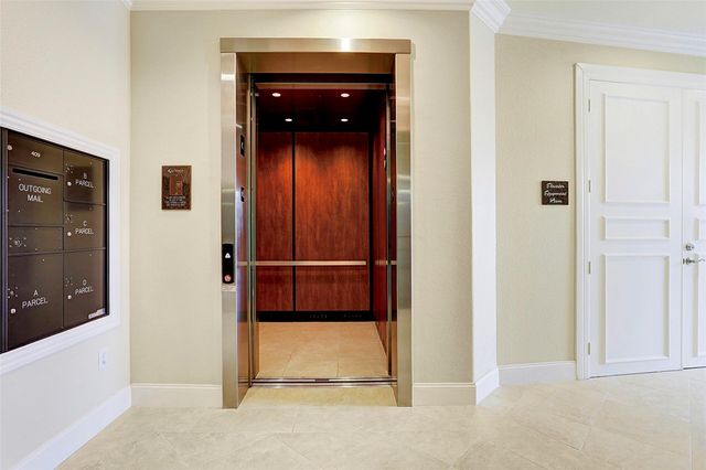 2120 Kipling Street 209, Houston, TX 77098