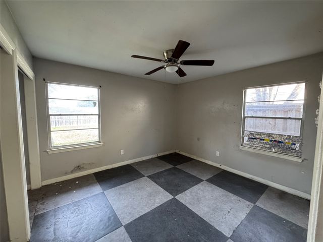 625 Midvale Drive, Dallas, TX 75232