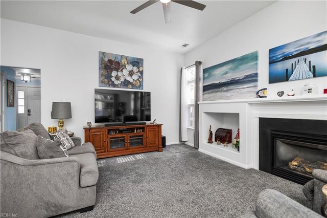 1134 Alexandria LN, Chesapeake, VA 23320