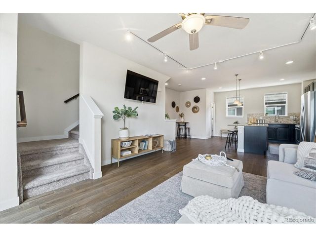 704 E Hinsdale Ave, Littleton, CO 80122