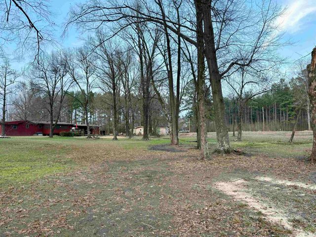 16 Garden Rd, Morrilton, AR 72110