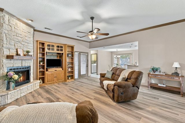 3713 Pheasant Hollow, Denton, TX 76207