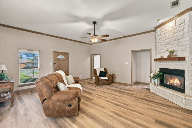 3713 Pheasant Hollow, Denton, TX 76207