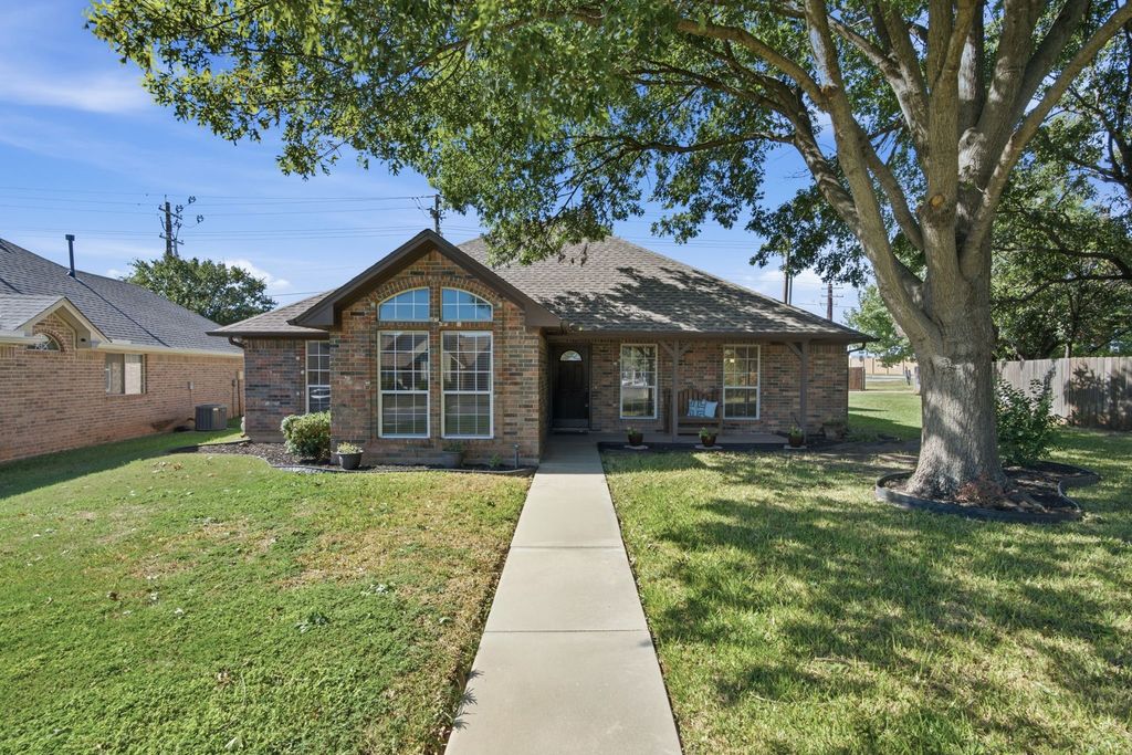 3713 Pheasant Hollow, Denton, TX 76207 — exterior