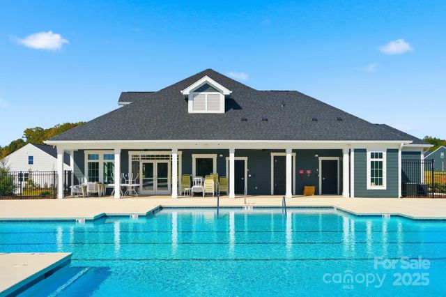 955 Exeter Drive, Sherrills Ford, NC 28673