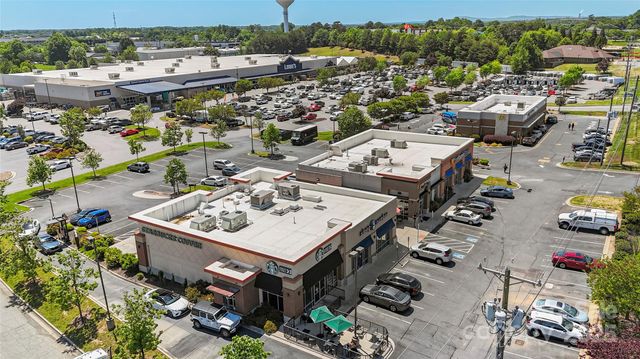 955 Exeter Drive, Sherrills Ford, NC 28673