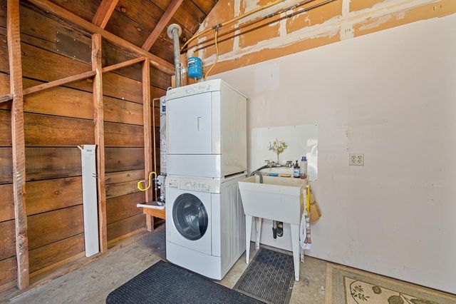 211 Katherine Way, Auburn, CA 95603