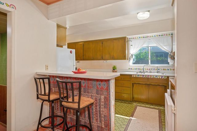 211 Katherine Way, Auburn, CA 95603