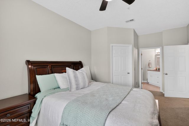 7801 POINT MEADOWS Drive 1205, Jacksonville, FL 32256