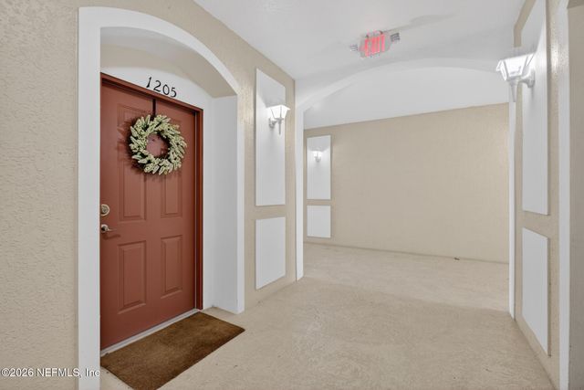 7801 POINT MEADOWS Drive 1205, Jacksonville, FL 32256