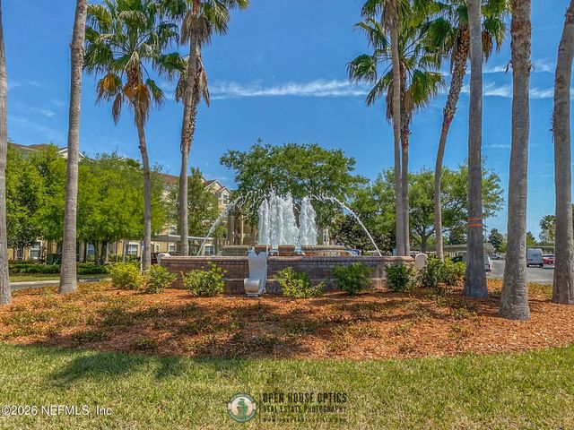 7801 POINT MEADOWS Drive 1205, Jacksonville, FL 32256