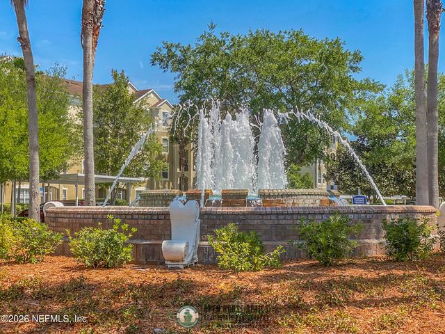 7801 POINT MEADOWS Drive 1205, Jacksonville, FL 32256