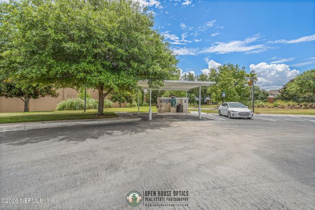 7801 POINT MEADOWS Drive 1205, Jacksonville, FL 32256