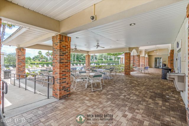7801 POINT MEADOWS Drive 1205, Jacksonville, FL 32256
