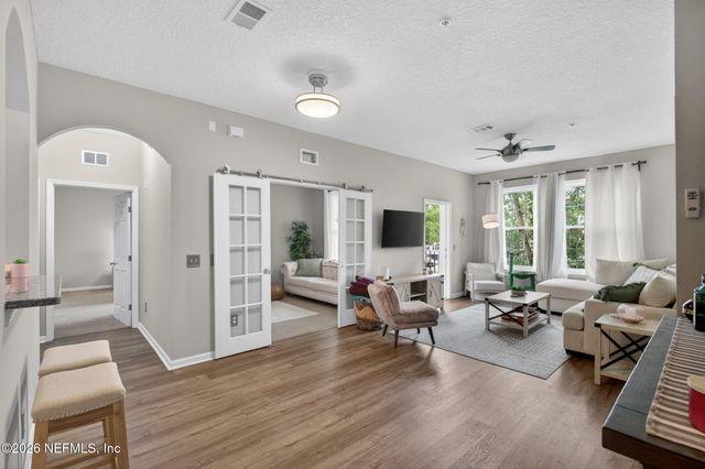 7801 POINT MEADOWS Drive 1205, Jacksonville, FL 32256