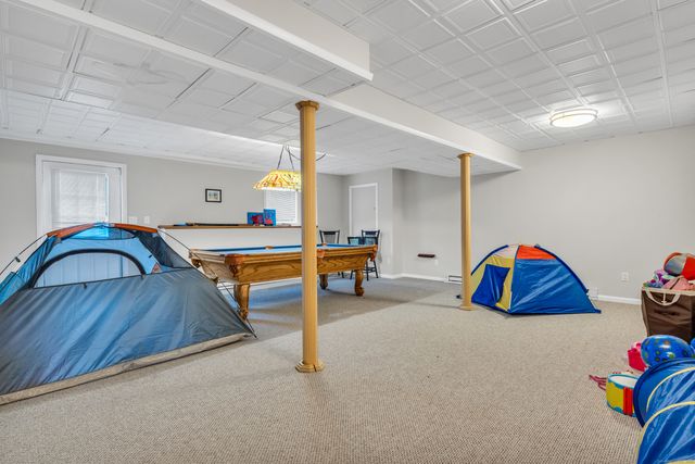 42 Milford Hunt Lane, Milford, CT 06461