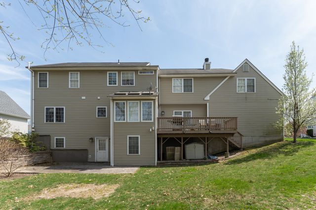 42 Milford Hunt Lane, Milford, CT 06461