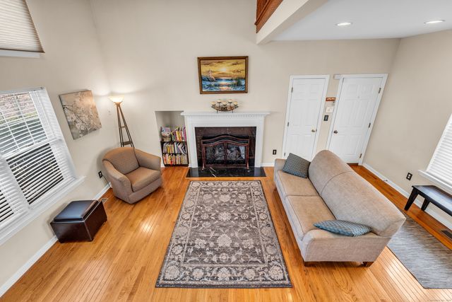 42 Milford Hunt Lane, Milford, CT 06461