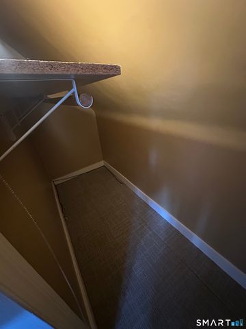 205 French Street 3rd Floor, Bridgeport, CT 06606