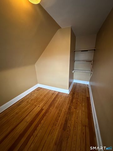 205 French Street 3rd Floor, Bridgeport, CT 06606