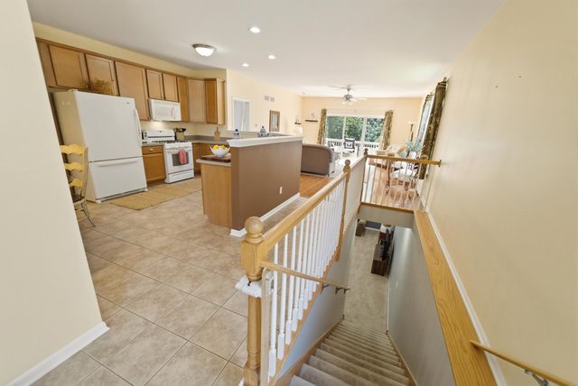 8745 Forest Glen Court, St. John, IN 46373