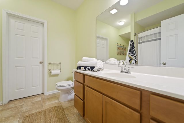 8745 Forest Glen Court, St. John, IN 46373