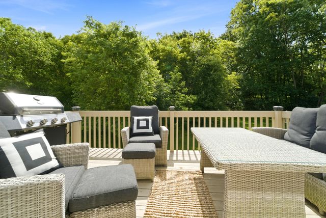 8745 Forest Glen Court, St. John, IN 46373