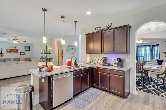 235 Sapwood Way, Hinesville, GA 31313