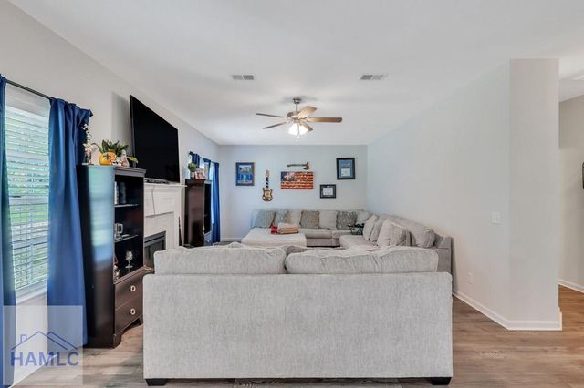 235 Sapwood Way, Hinesville, GA 31313