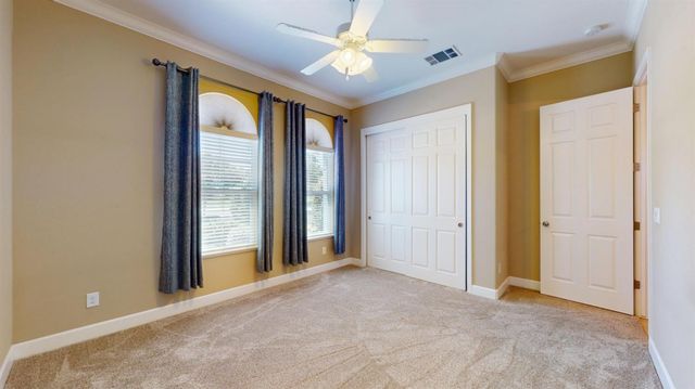 1021 Nutmeg Landing Ct, Manteca, CA 95336