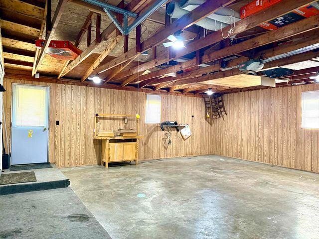 901 Ravine Park Boulevard, Attica, IN 47918