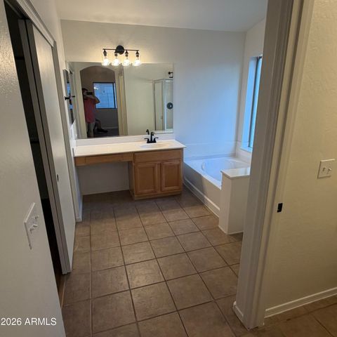 2971 E PINTO VALLEY Road, San Tan Valley, AZ 85143