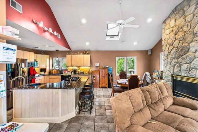 163 Briarwood Rd, Florham Park Boro, NJ 07932