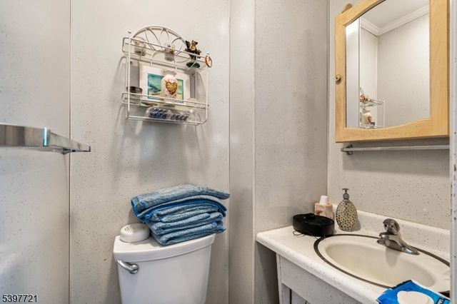 163 Briarwood Rd, Florham Park Boro, NJ 07932