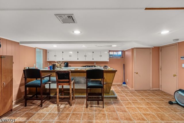 163 Briarwood Rd, Florham Park Boro, NJ 07932