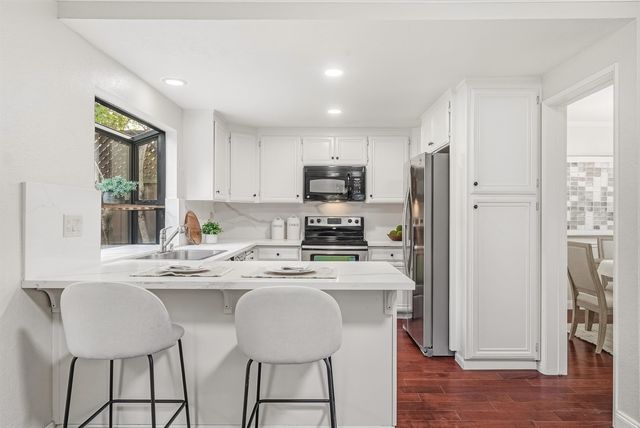 3653 Kamp Dr, Pleasanton, CA 94588