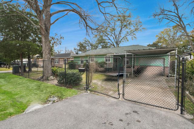 216 Tallant Street, Houston, TX 77076