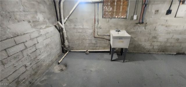 3210 Montclair Avenue, Cleveland, OH 44109