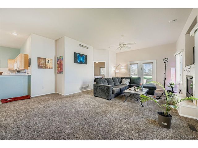 429 S Soaring Eagle Dr, Pueblo, CO 81007