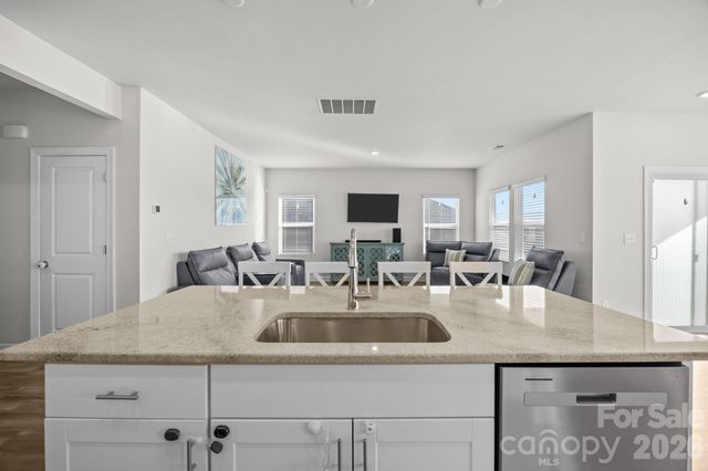 4308 Duplin Drive, Charlotte, NC 28214