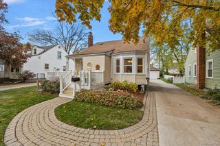 1908 Cambridge Road, Berkley, MI 48072